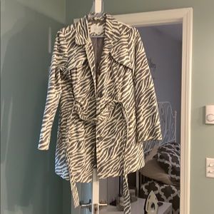 Beautiful zebra fitted coat!
